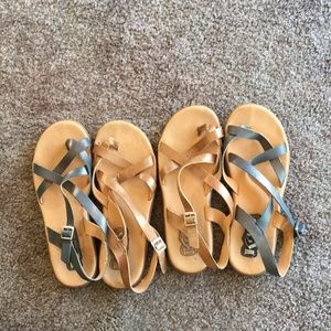 Korks by Kork-Ease sandals size 6. Both pair.